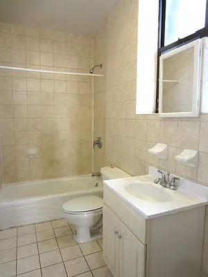 Rented by Bohemia Realty Group | media 26