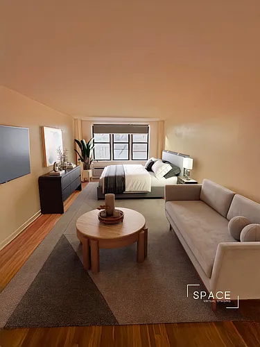 45 Tennis Ct #3Z Photo 1