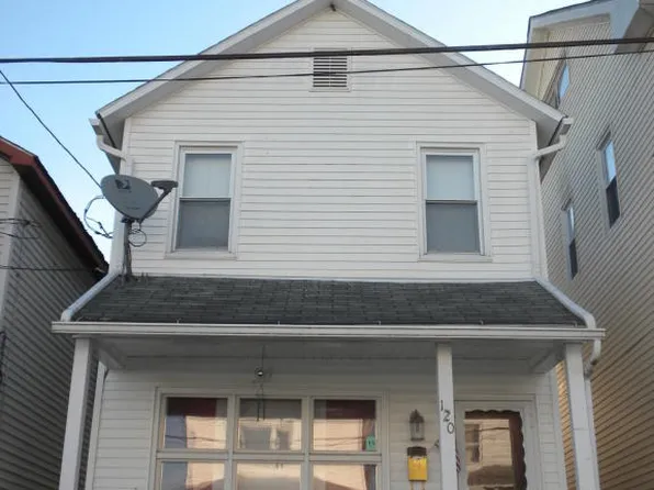 120 Hemlock St, Sugar Notch, PA 18706