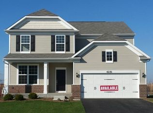 4251 Fraser Cir, Naperville, IL 60564