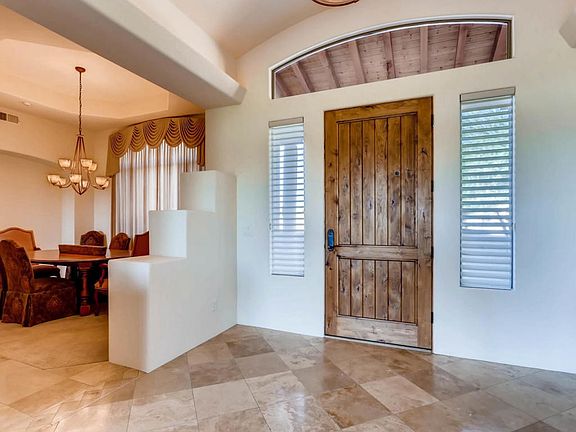 10609 W San Miguel Ave-large-005-5-Foyer