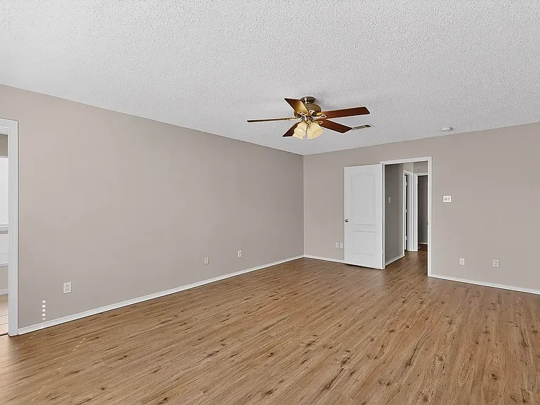 1207 Aberdeen Dr — Photo 27