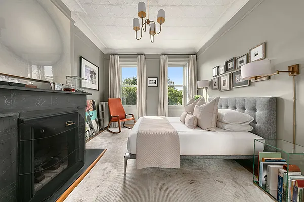 Sold by Compass | media 8