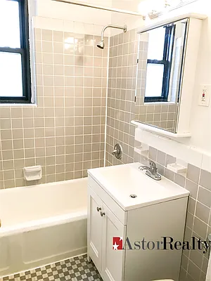 Rented by Astor Realty | media 20