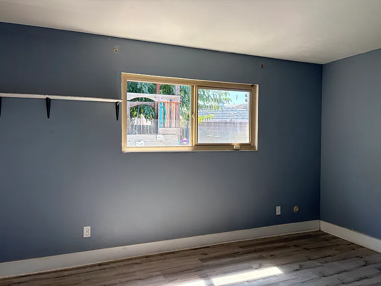 3937 Highgate Way — Photo 9
