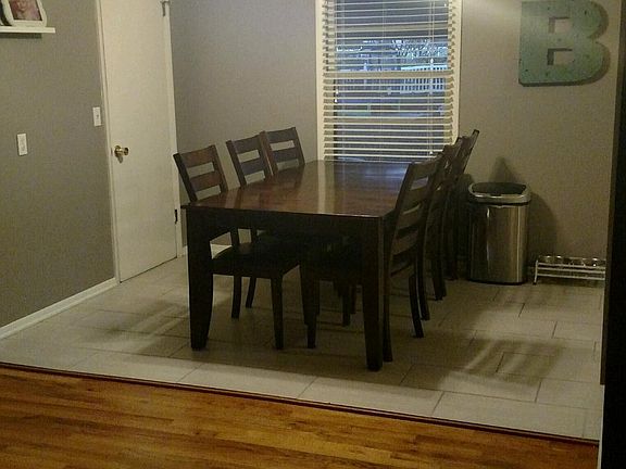 3rd image of 227 Wesgaye St