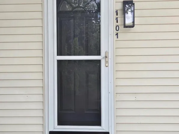 1101 Franklin St, Clayton, NJ 08312