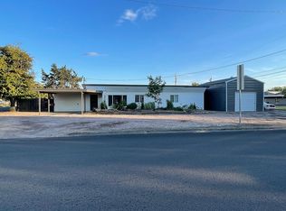 1206 SW Kalama Ave, Redmond, OR 97756