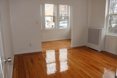 2nd image of 1023 Wilcox Ave #1A