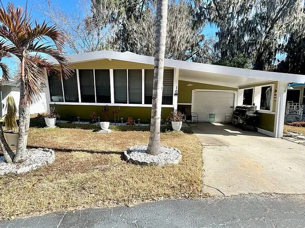 10 Coachmans Ct, Daytona Beach, FL 32119