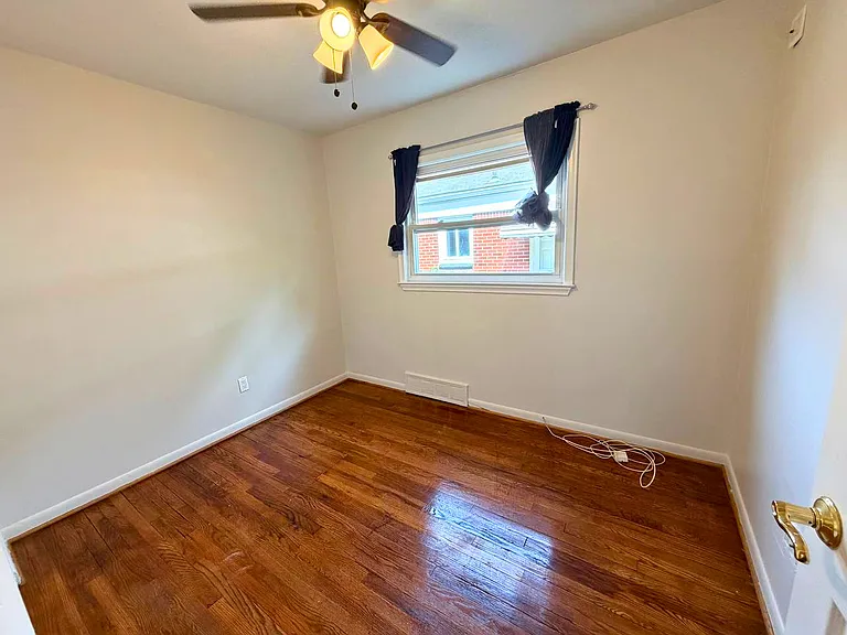 29537 Hazelwood St — Photo 14