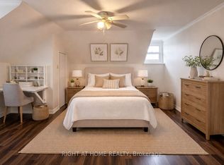 60 Long Branch Ave #3, Toronto, ON M8W3J2