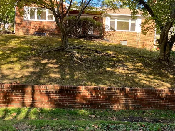 105 Bland Dr, Indian Head, MD 20640