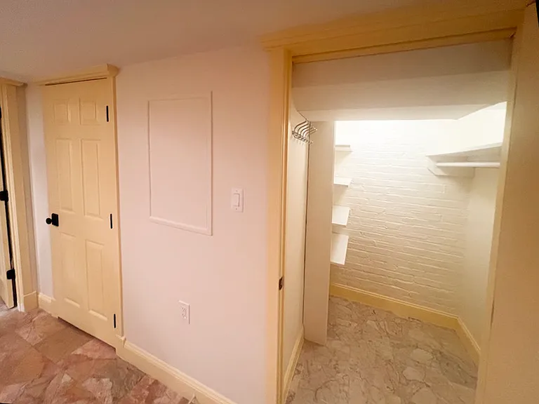 1878 Monroe St NW #B — Photo 16