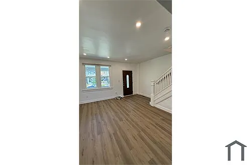 448 Delafield Pl NW Photo 1