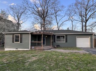 504 Frieda Dr, Rossville, GA 30741