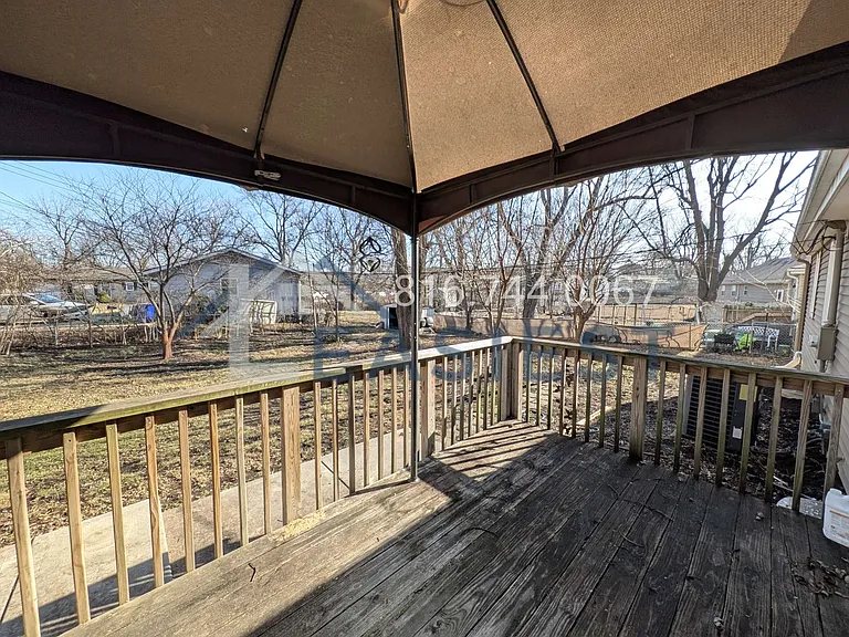 709 SE Green St — Photo 19