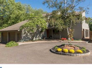 52 W Wissahickon Ave, Flourtown, PA 19031