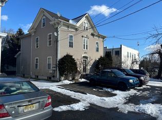 758 Somerset St FLOOR 2, Watchung, NJ 07069