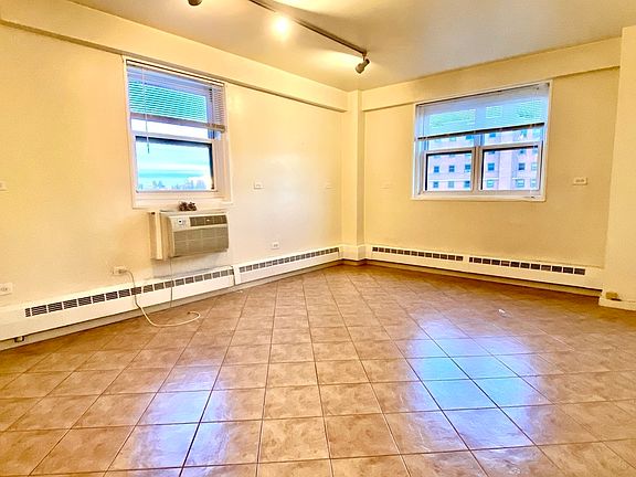 3rd image of 191 Willoughby St APT 11F