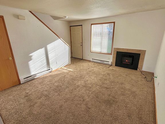 4th image of 5153-5159 NE Killingsworth St
