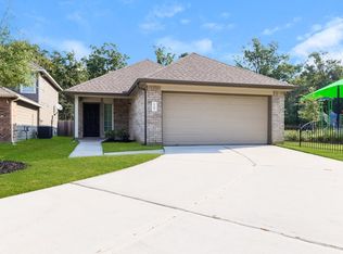 2700 Madison Ct, Conroe, TX 77304