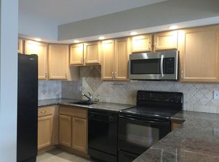 1100 Crystal Lake Dr APT 110, Pompano Beach, FL 33064
