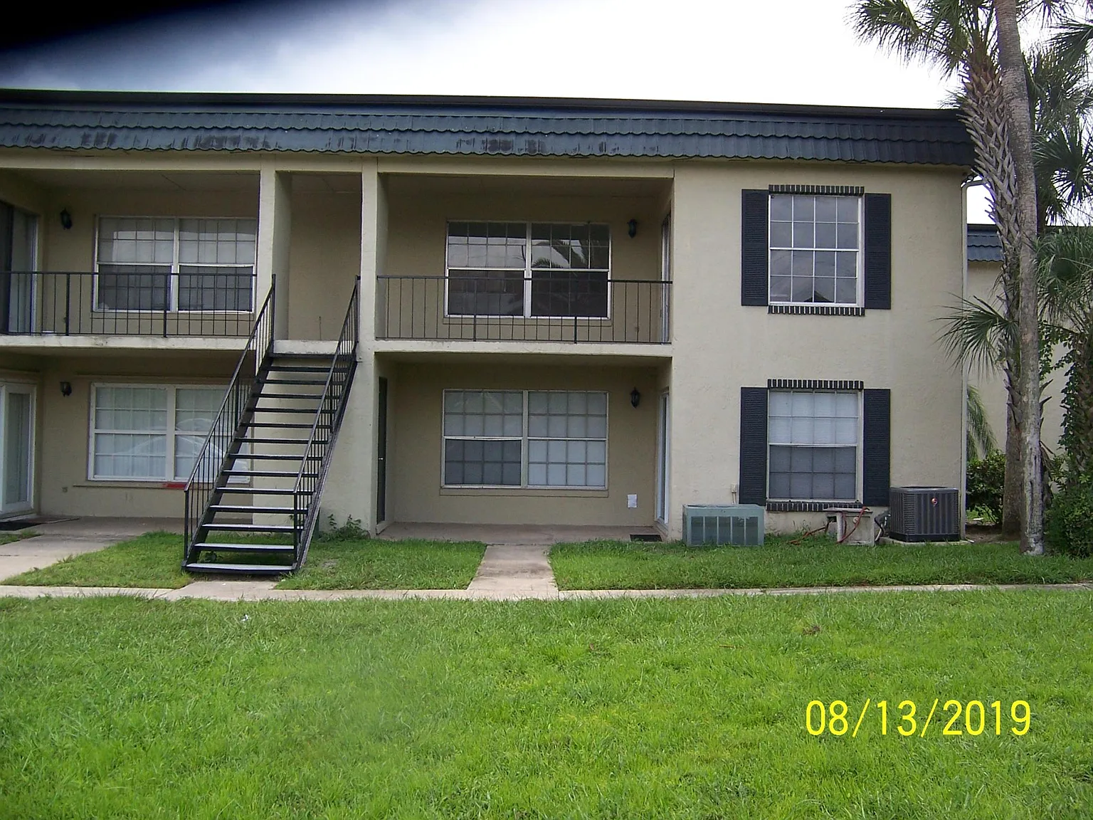 2 bed, 984 sqft, $995 — Photo 2