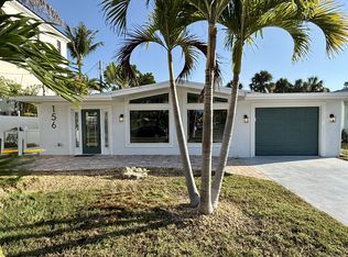 156 North Dr, Sarasota, FL 34239
