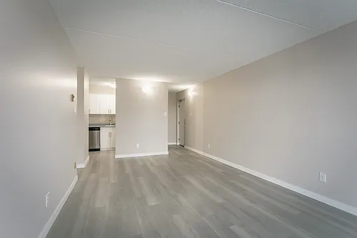 299 Queen St Photo 1