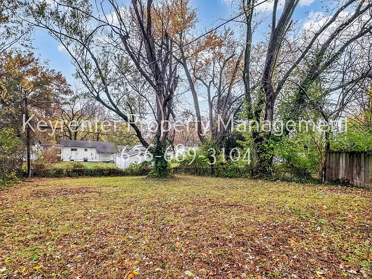 10521 Duke Dr — Photo 24
