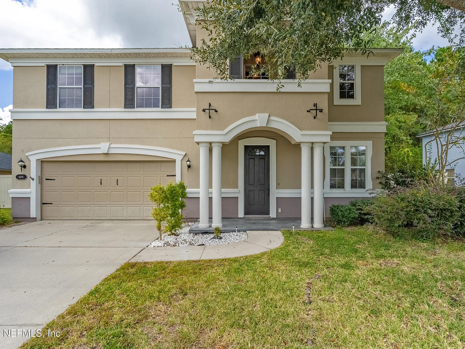 4 bed, 2.5 bath, 2554 sqft, $2,650 — Photo 2