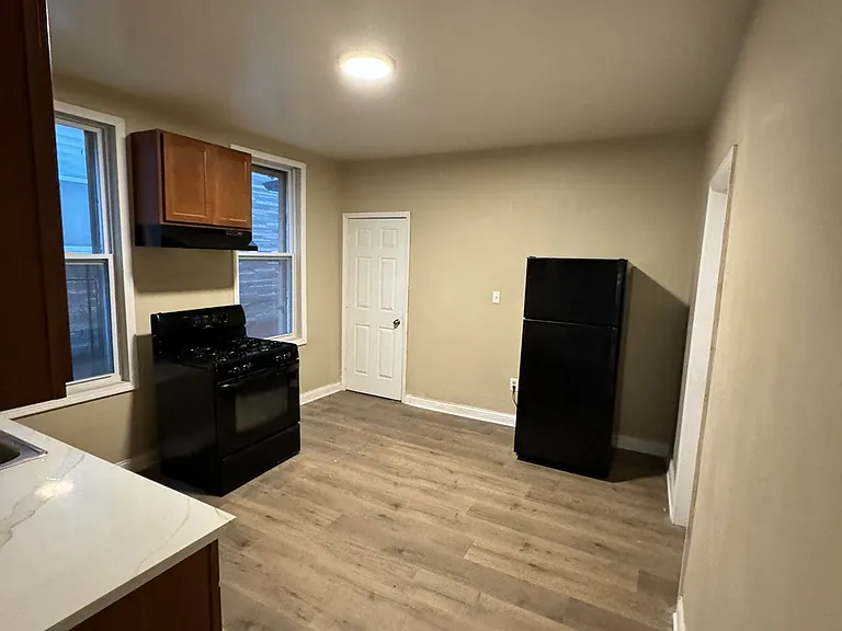 8364 S Brandon Ave #1F — Photo 7