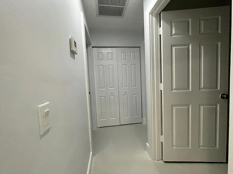 1630 Zenith Way #1630 — Photo 32