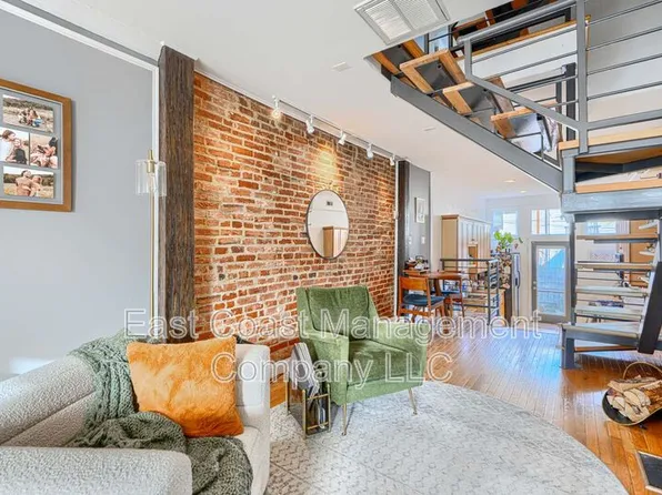 1321 Cooksie St, Baltimore, MD 21230