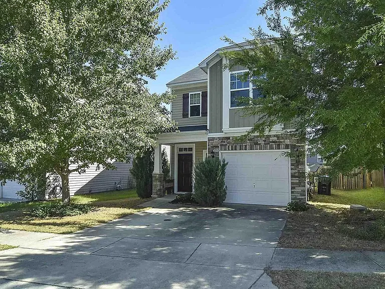 305 Chestnut Oak Ct — Photo 1