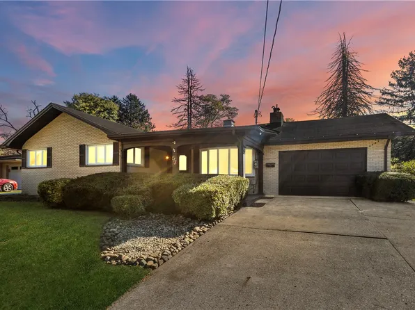 57 Willow Dr, Monessen, PA 15062