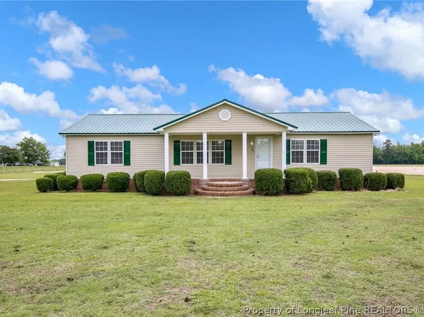 160 Deltons Rd, Lumberton, NC 28358