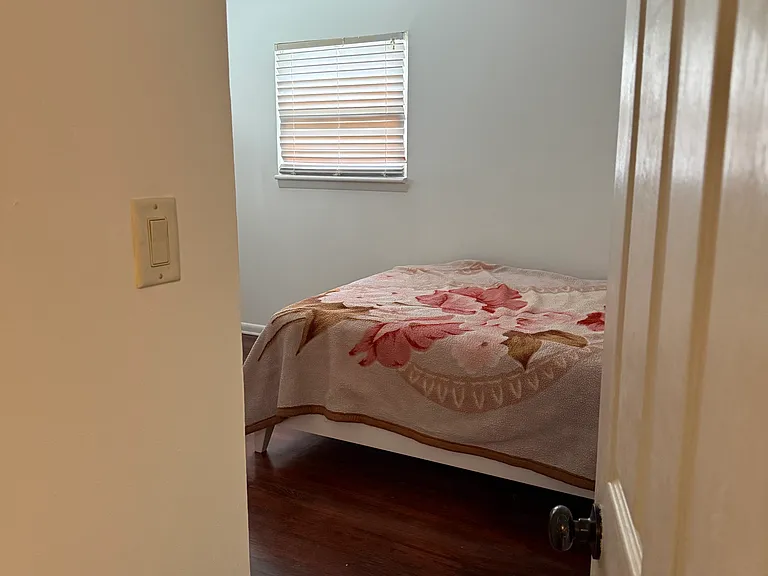 436 W McGregor Rd — Photo 6