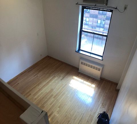 3rd image of 75 Bleecker St APT 3B