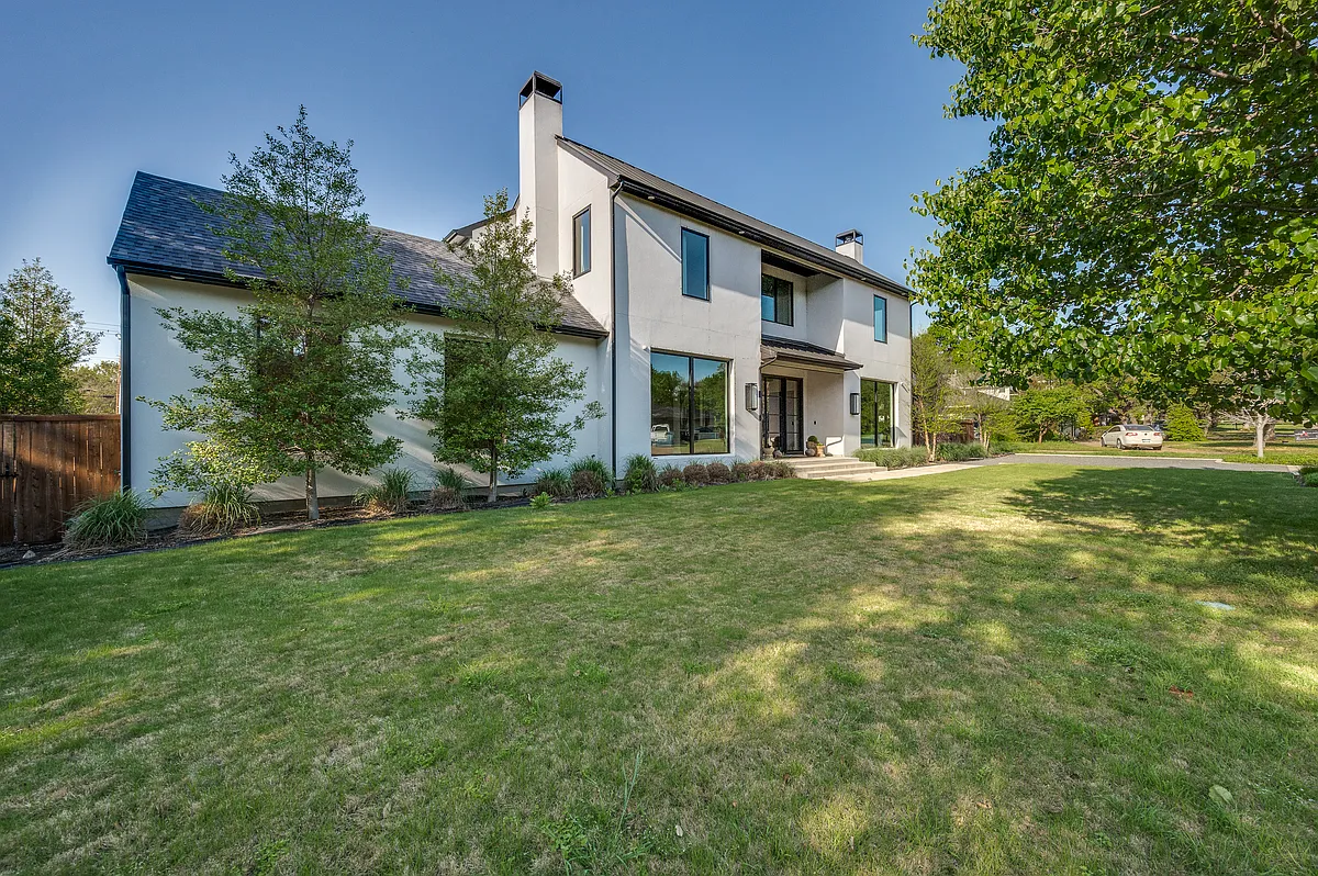Building Photo - 4215 Nashwood Ln