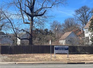 415 N Hanley Rd, Saint Louis, MO 63130