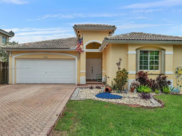 14050 SW 154th Pl, Miami, FL 33196