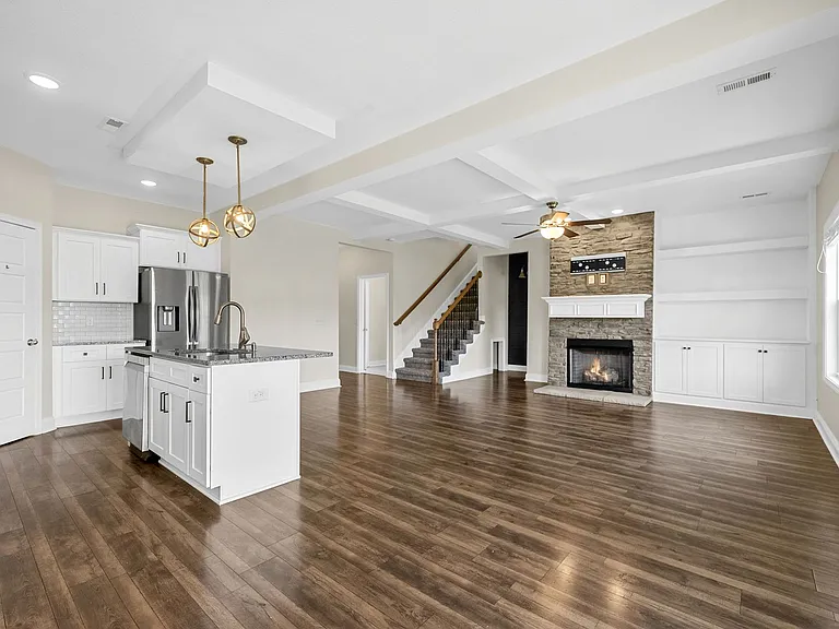 1140 Eagles Bluff Dr — Photo 11