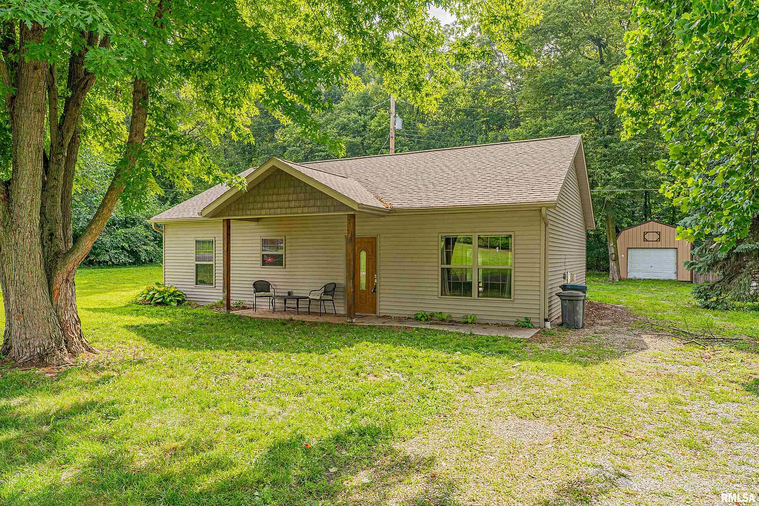 10119 Edgewood Dr photo 1