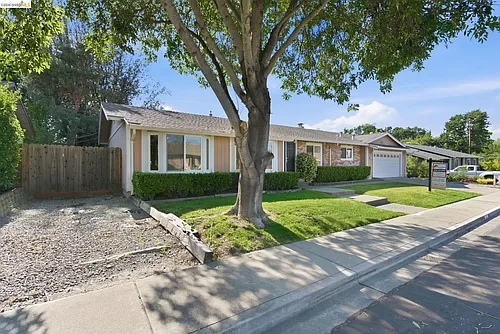1077 Bellamy Ct Photo 1