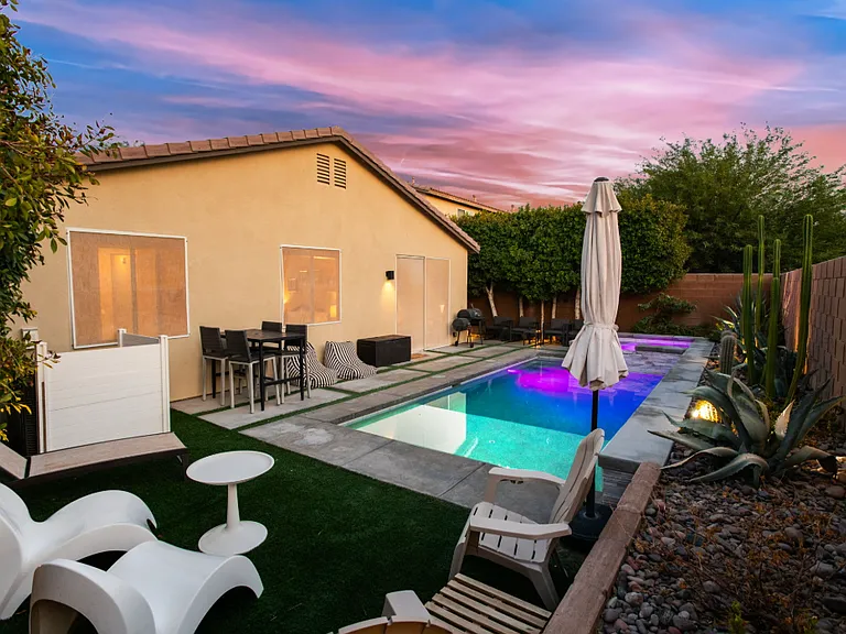 48737 Anastacia Ct — Photo 1