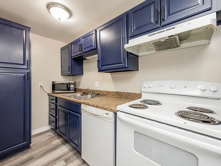 2130 E Boulder St — Photo 9