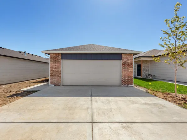 12831 E Willowgreen St, Wichita, KS 67230