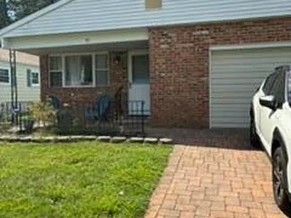 91 Guadalajara Dr, Toms River, NJ 08757